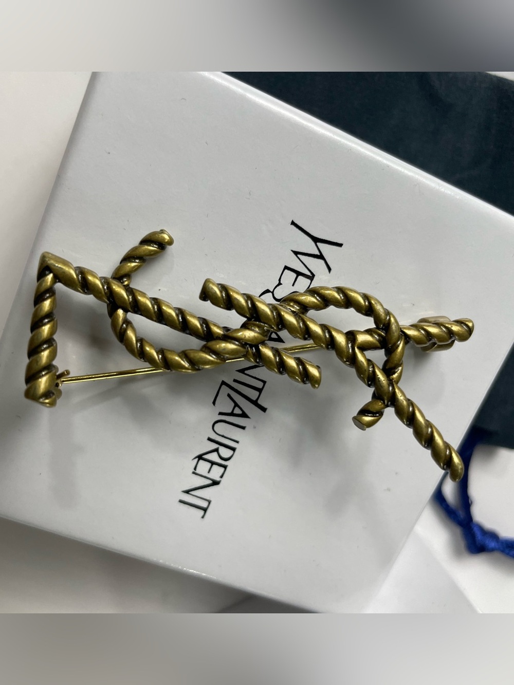 Gold-Tone Twisted Rope Brooch